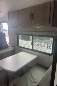 James and Jenny's Grand River 25BH Travel Trailer