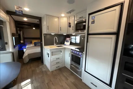 EAGLE Luxury Travel Trailer