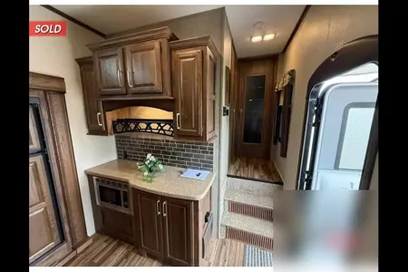 Jason's Keystone 336bhs Fifth Wheel