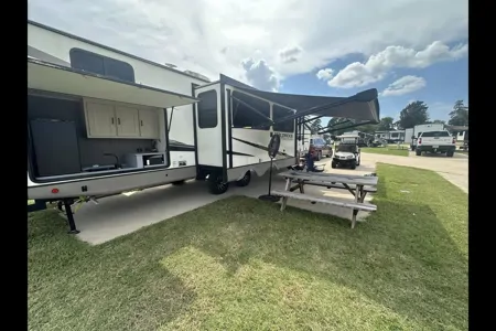 Bryan's Forest River Heritage Glen 310BHI Travel Trailer