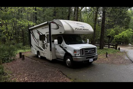 Andrey's Thor Motor Coach Four Winds Class C