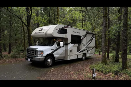 Andrey's Thor Motor Coach Four Winds Class C