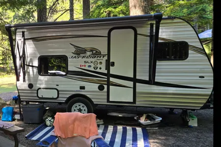 Alexandra's Jayco Jay Flight - tow with SUV - more pics will follow