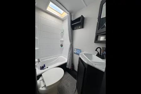 Wilbert’s Freedom Express Coachmen 2022 Travel Trailer