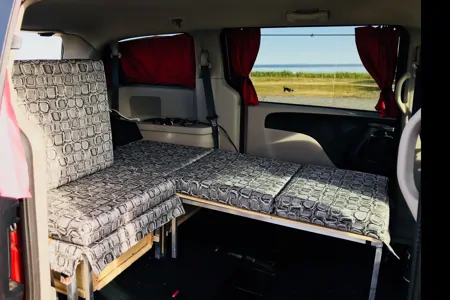 INCOGNITO Grand Caravan Campervan