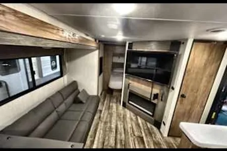 John's Forest River Campsite Reserve 26CJ Travel Trailer