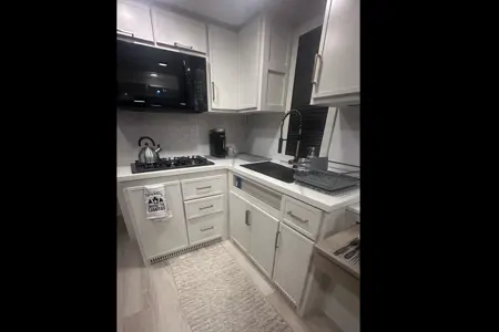 Brinkley's Ultimate Glamping I265