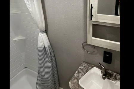 Rebecca's Shasta 25RS Travel Trailer