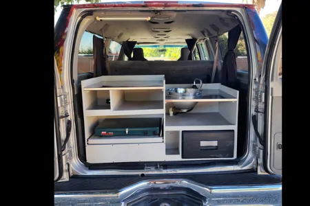 Blue Bird E-150 Campervan