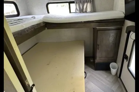 (Delivery ONLY) Andy's 10 Sleeper Forest River Wildwood Travel Trailer