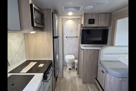 Mike's Winnebago 2108TB Travel Trailer