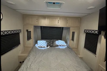Len’s Coachmen Freedom Express Travel Trailer