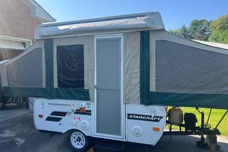 JAKUB's Starcraft 816 Tent Trailer