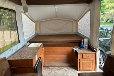 JAKUB's Starcraft 816 Tent Trailer