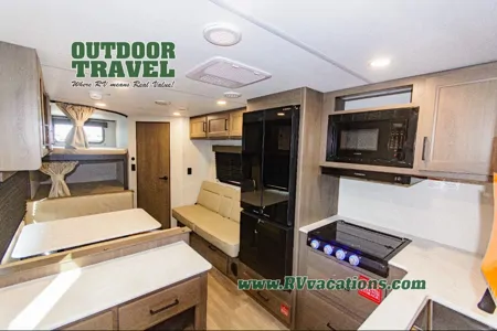 Owen's Grand Design Transcend Xplor Travel Trailer