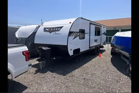 Family Bunkhouse Forest River Wildwood X-Lite 240BHXL