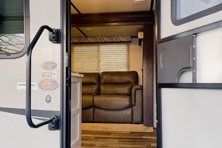 Tyler's Keystone Bullet ultra lite Travel Trailer