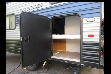 Forest River Wolf pup 16bhs Travel Trailer