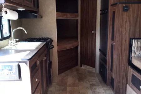 Nicholas K-Z Manufacturing Sportser Roulotte