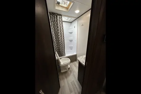 Darby's Jayco JayFeather 25BH Travel Trailer