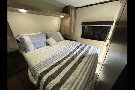 Darby's Jayco JayFeather 25BH Travel Trailer