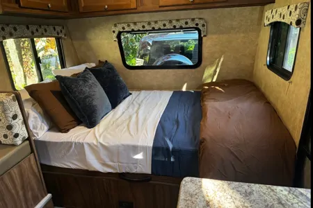 The Ultimate Family Camper (Free Napa or Sonoma Pick up)