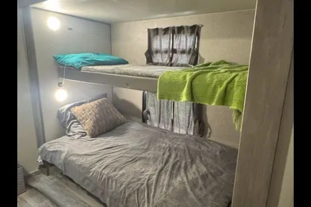 Coachmen 343BHTS Travel Trailer