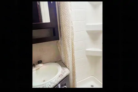 Forest River Surveyor 191T Hybrid