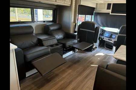 2022 Fleetwood Frontier Class A