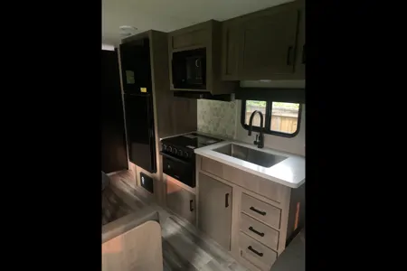 Travis's Starcraft Autumn Ridge Travel Trailer