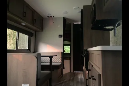 Travis's Starcraft Autumn Ridge Travel Trailer