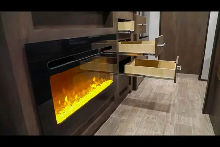 Lin's Coleman 17B Travel Trailer