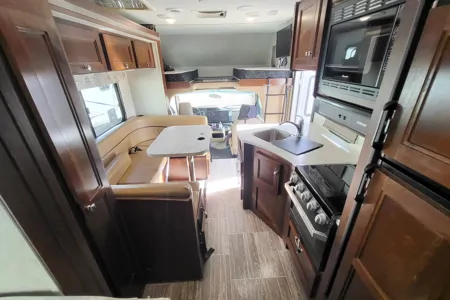 Rv Rentals Way of Life's Forester 2421MS CMF1