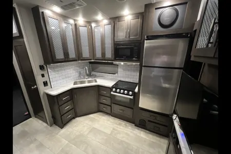 greg's Grand Design 31g Toy Hauler