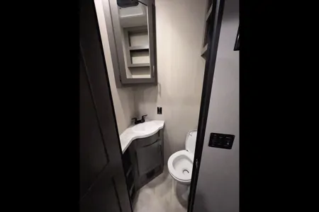 greg's Grand Design 31g Toy Hauler