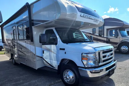 Jason 's Coachmen 2022 Coachmen Leprechaun Premier – Luxury Class C RV Class C