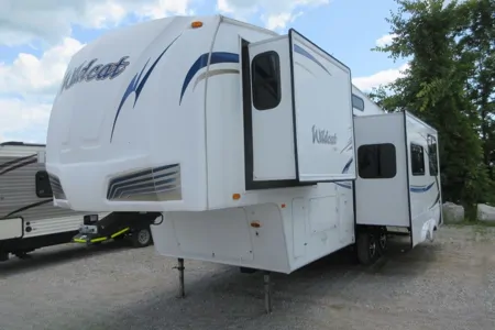 Travis & Danielle's Forest River Wildcat Fifth Wheel