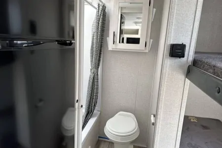 Kassandra's Dutchmen Rubicon Travel Trailer