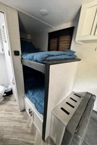 Kassandra's Dutchmen Rubicon Travel Trailer