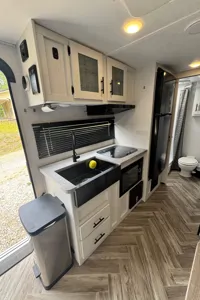 Kassandra's Dutchmen Rubicon Travel Trailer