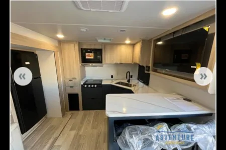 Robert's Winnebago Minnie 2730FK