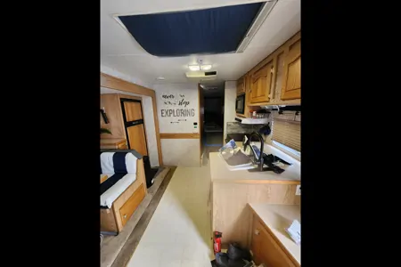 Richard's Thor Motor Coach 25 RLS Fifth Wheel