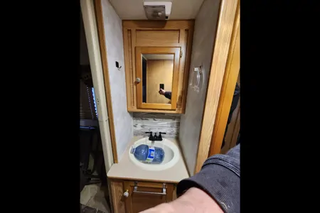 Richard's Thor Motor Coach 25 RLS Fifth Wheel