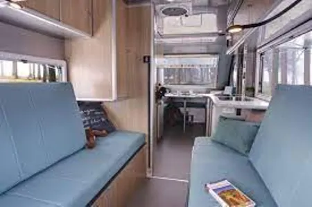 Alto F2114   (2350 lb ultralégère)(avec déplace caravane)