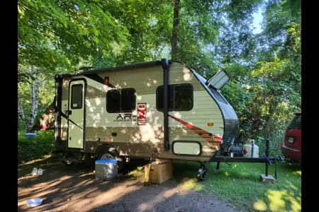 Andrew's 2017 Starcraft 15RB Hybrid Light Camper