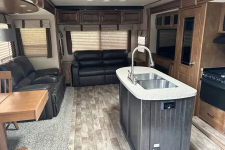 James's Grand Design 313rlts Travel Trailer