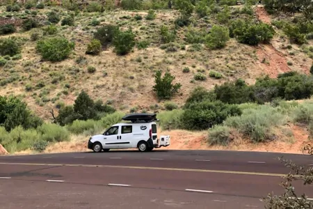 Glorious Camper Van! Fully Stocked & Cozy Adventures with "Lemur"