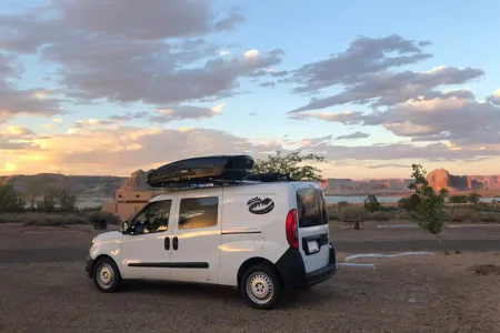 Glorious Camper Van! Fully Stocked & Cozy Adventures with "Lemur"