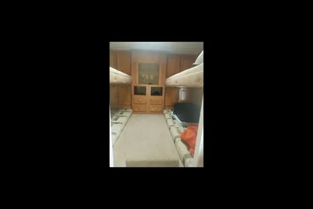 Cory's Jayco Eagle super light Fifth Wheel