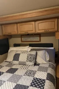 Rick's Winnebago Voyager Class A